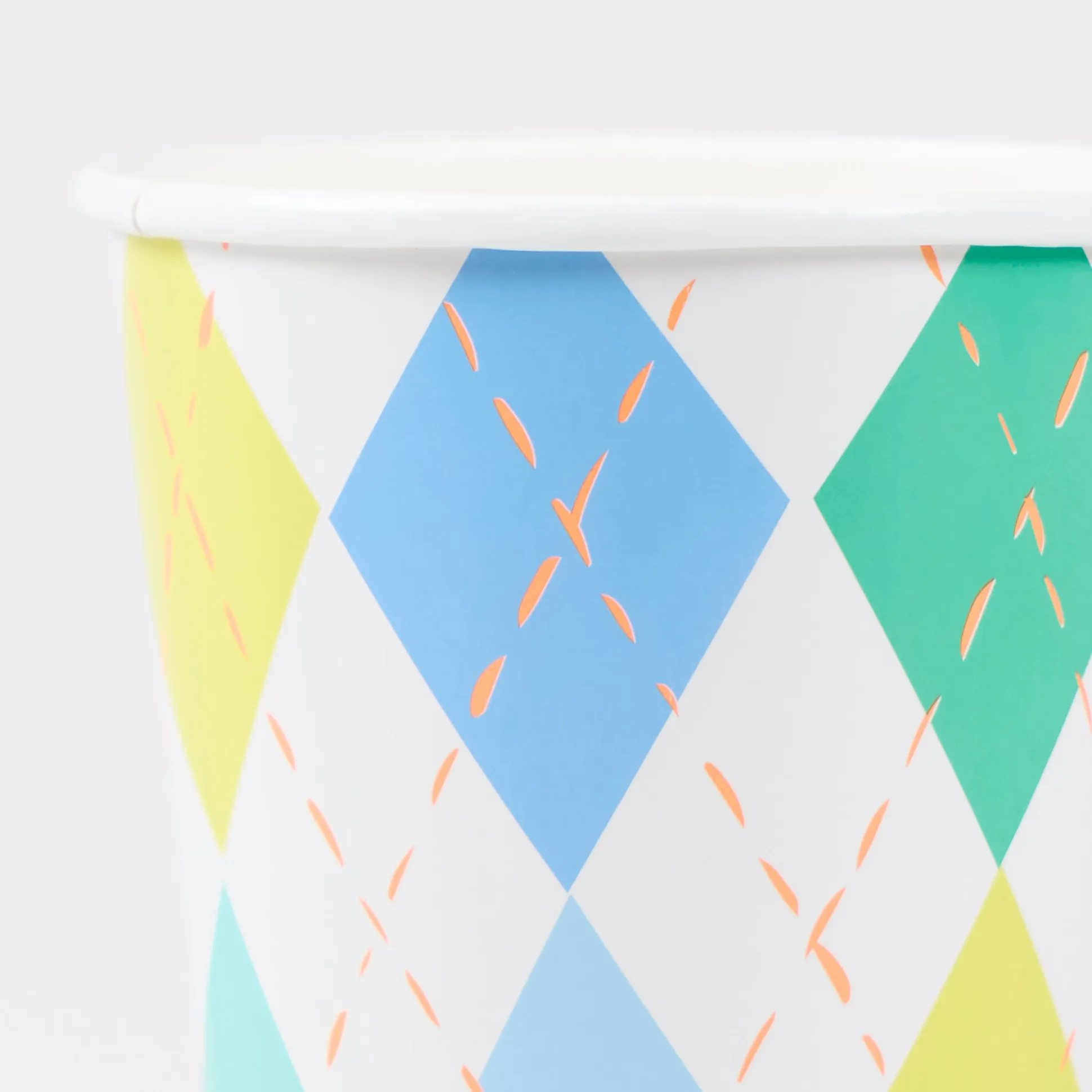 Argyle Cups (x 8)