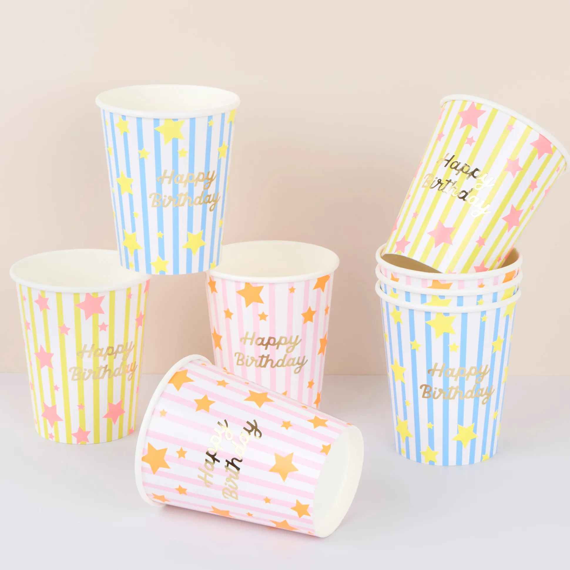 Bright Star Happy Birthday Cups (x 8)