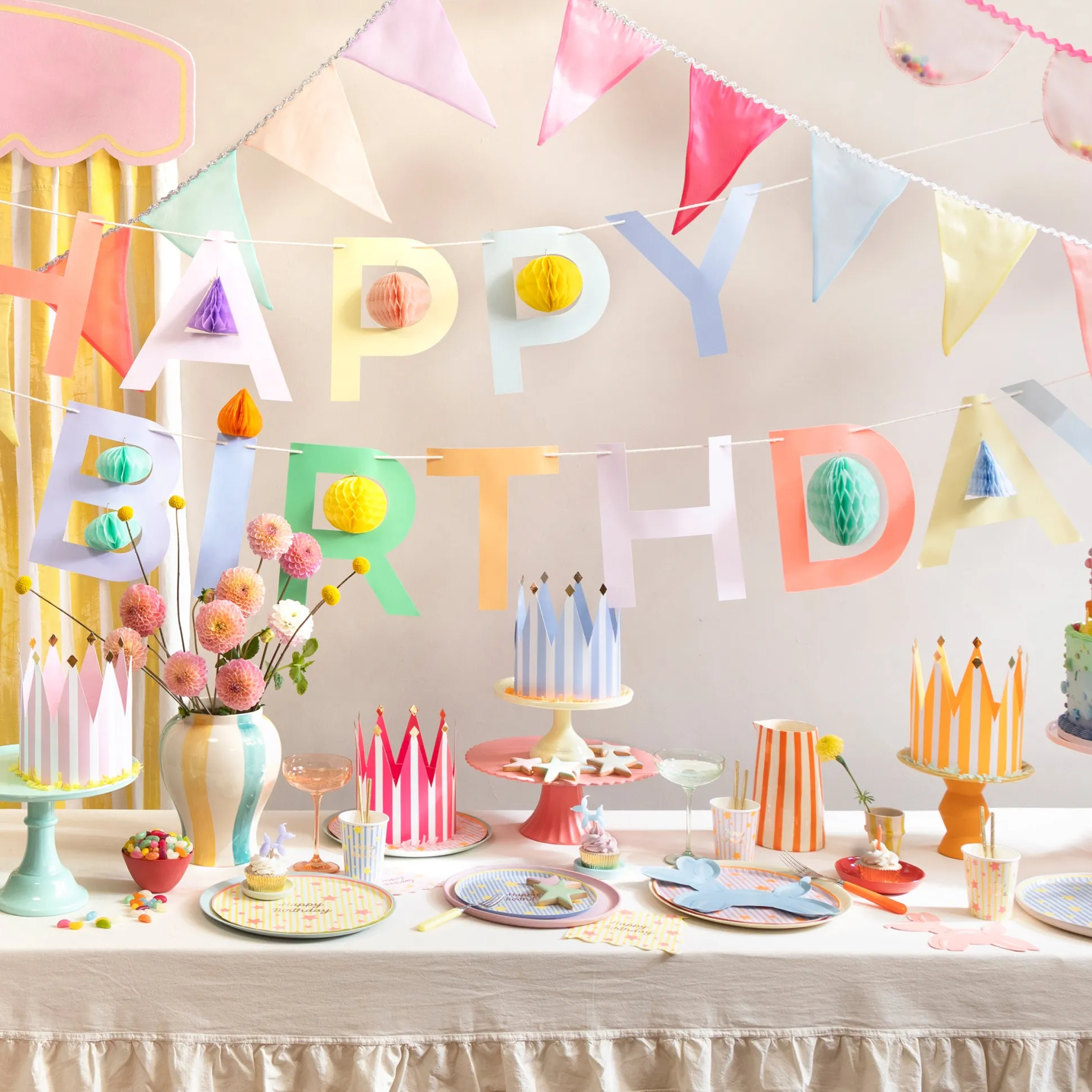 Bright Star Happy Birthday Dinner Plates (x 8)