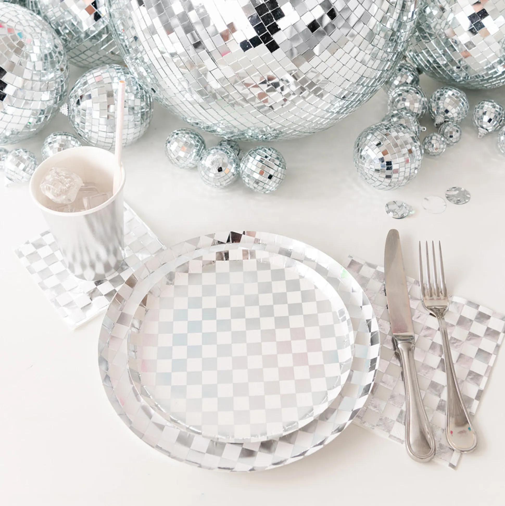 Check It! Dazzling Diamond Dinner Plates, Pack of 8
