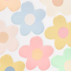 Daisy Shaped Plates, Pack of 8