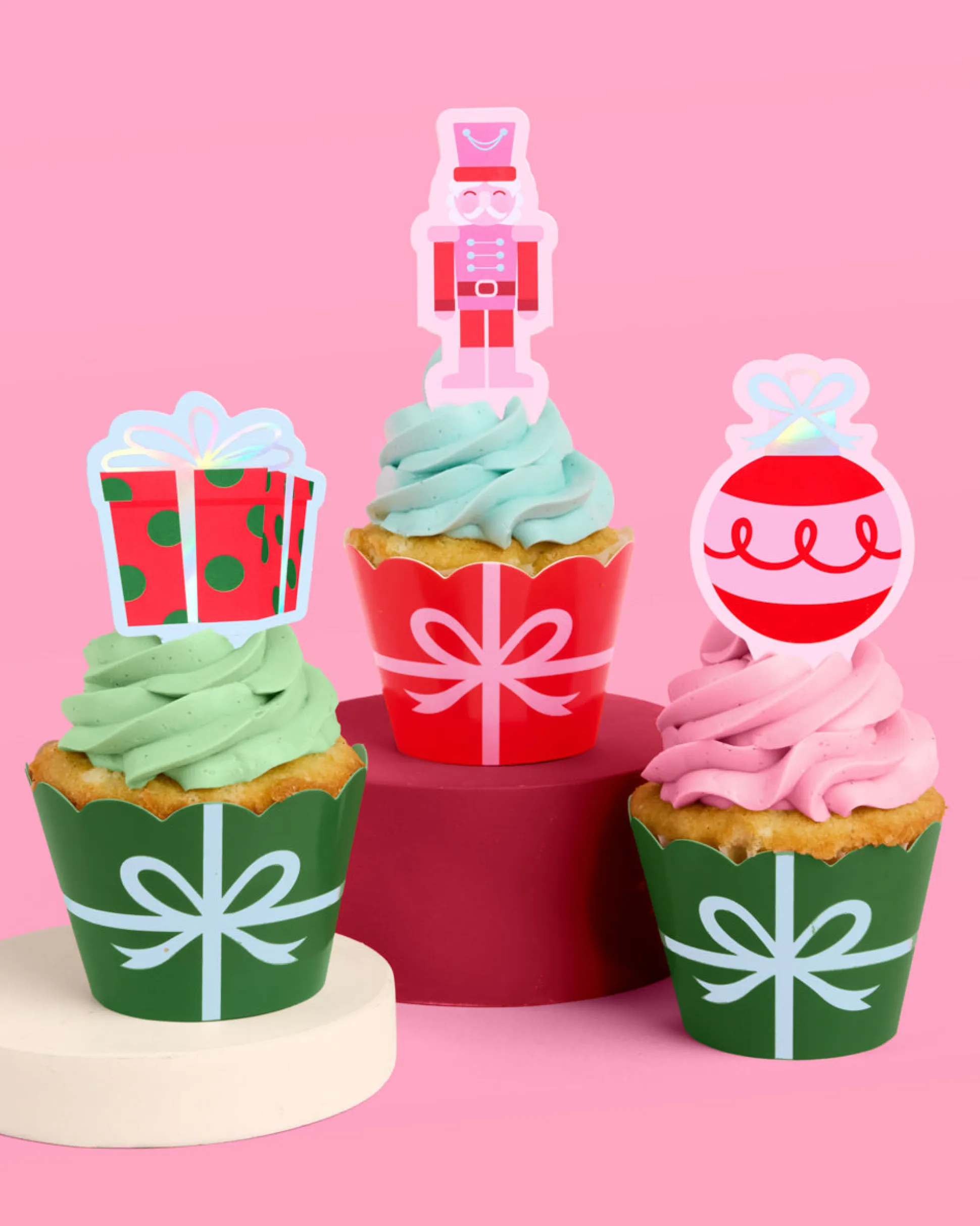 Deck the Cupcakes Set - 24 sets of liners + toppers