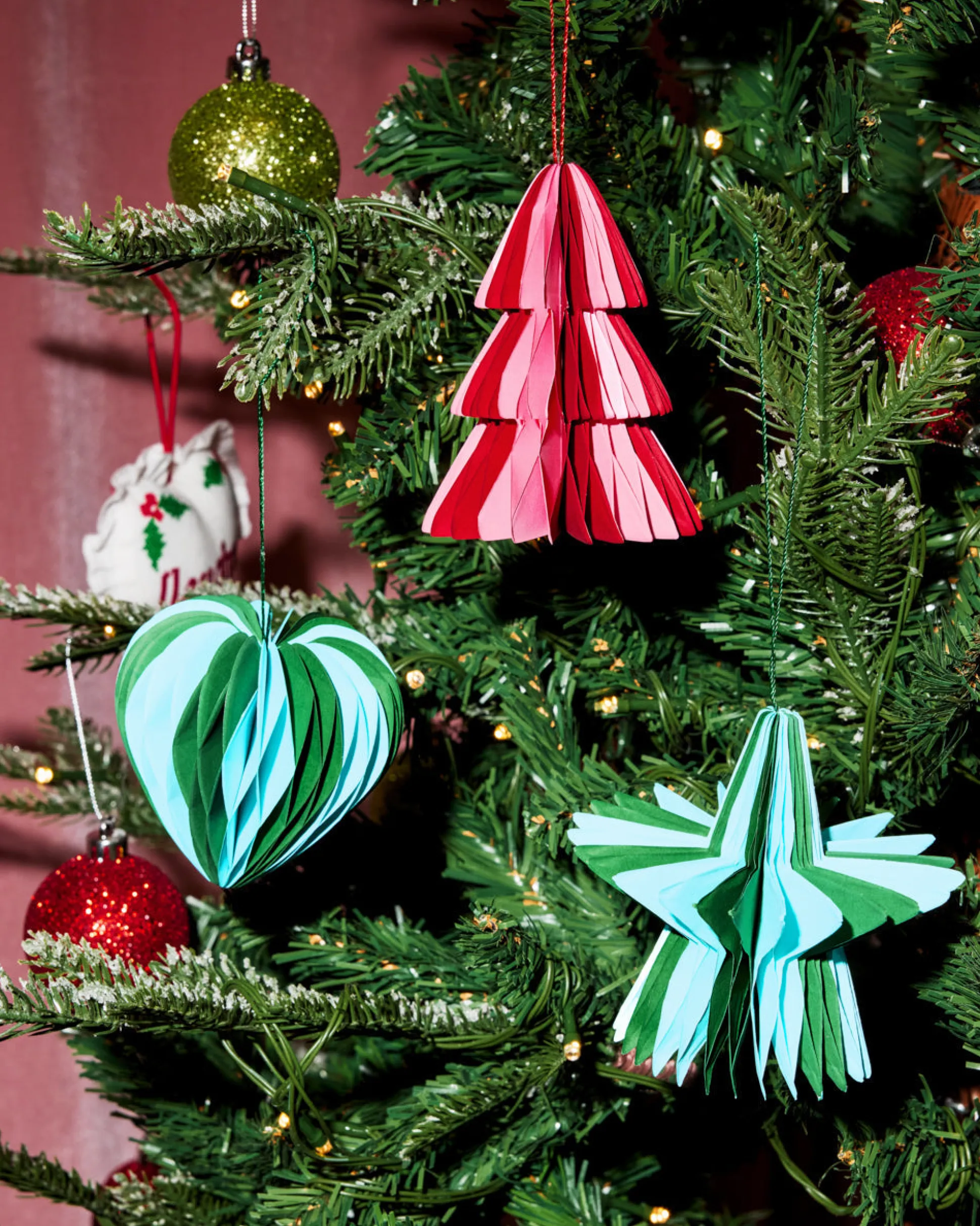 3D Paper Ornament Set - honeycomb ornament set