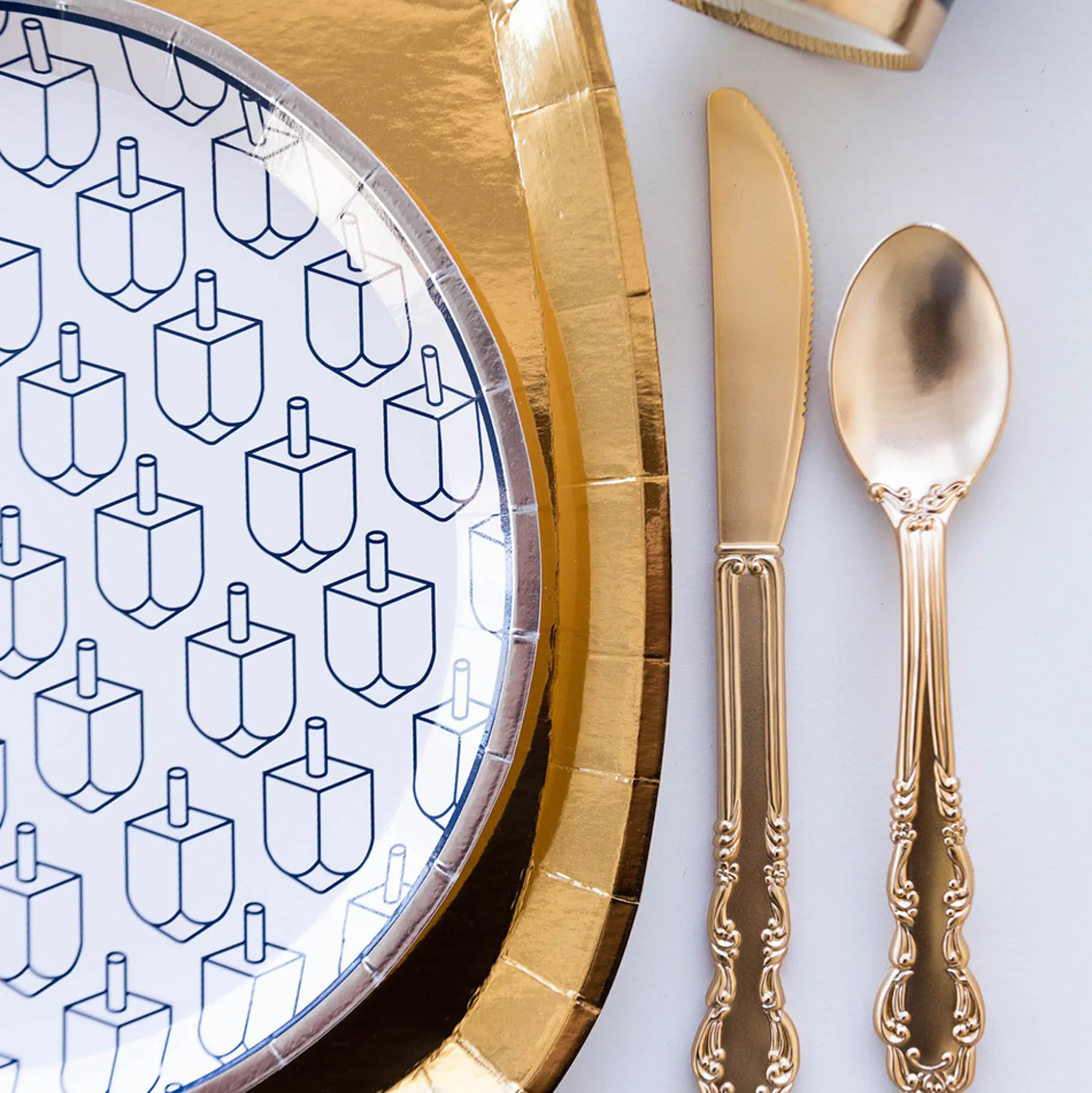 Dreidel Dinner Plates, Set of 8