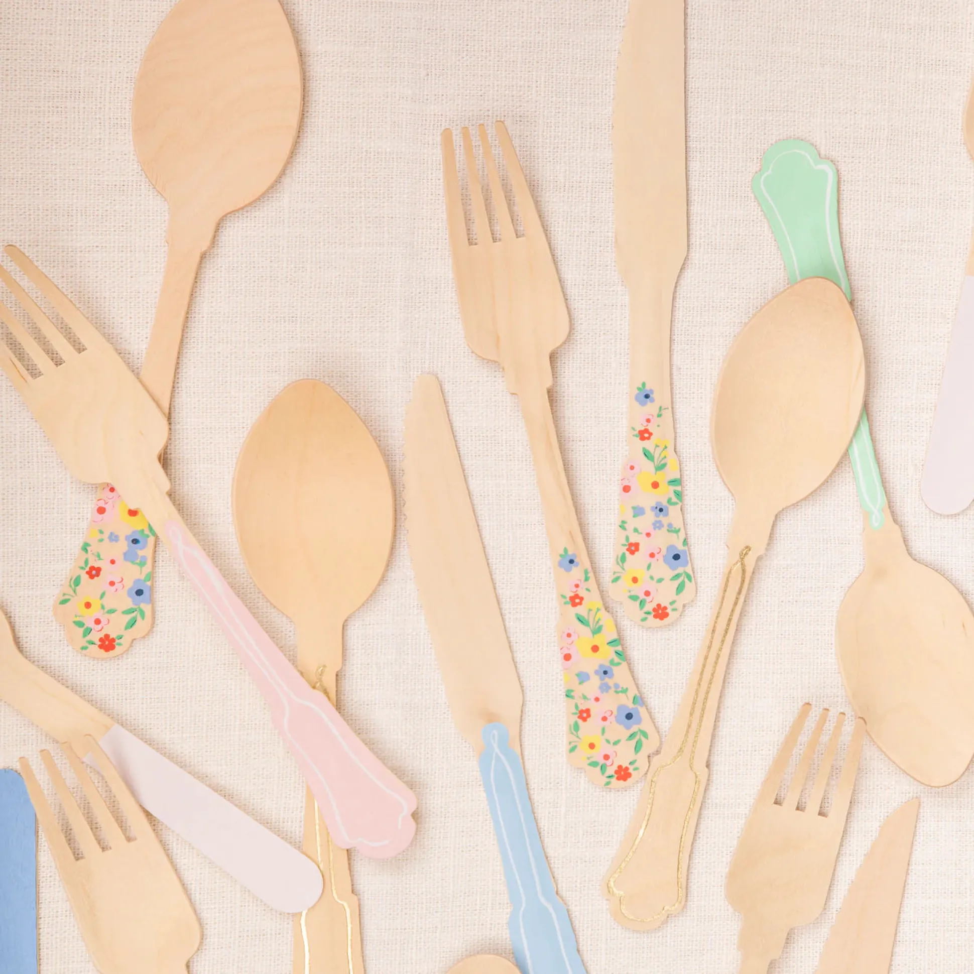 Elegant Floral Wooden Cutlery, Pack of 24