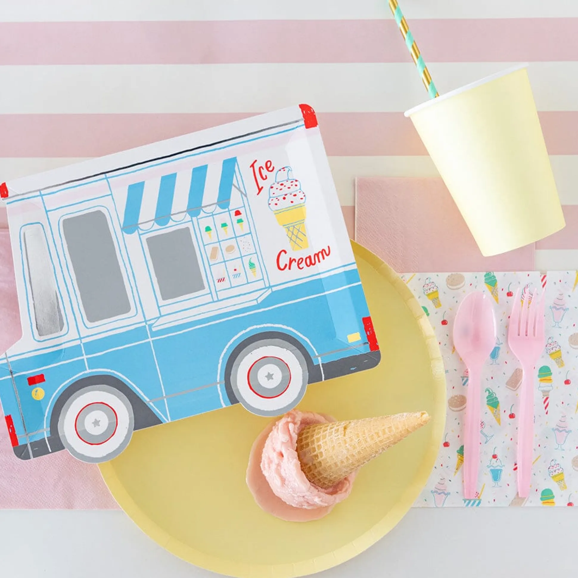 Ice Cream Dreams Large Napkin, Pack of 16