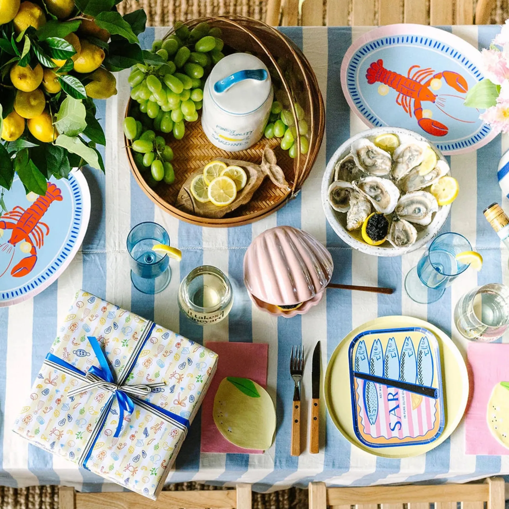 Le Dinner Lobster Platter Plates, Set of 8