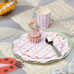 Little Garden Cups (x 8)