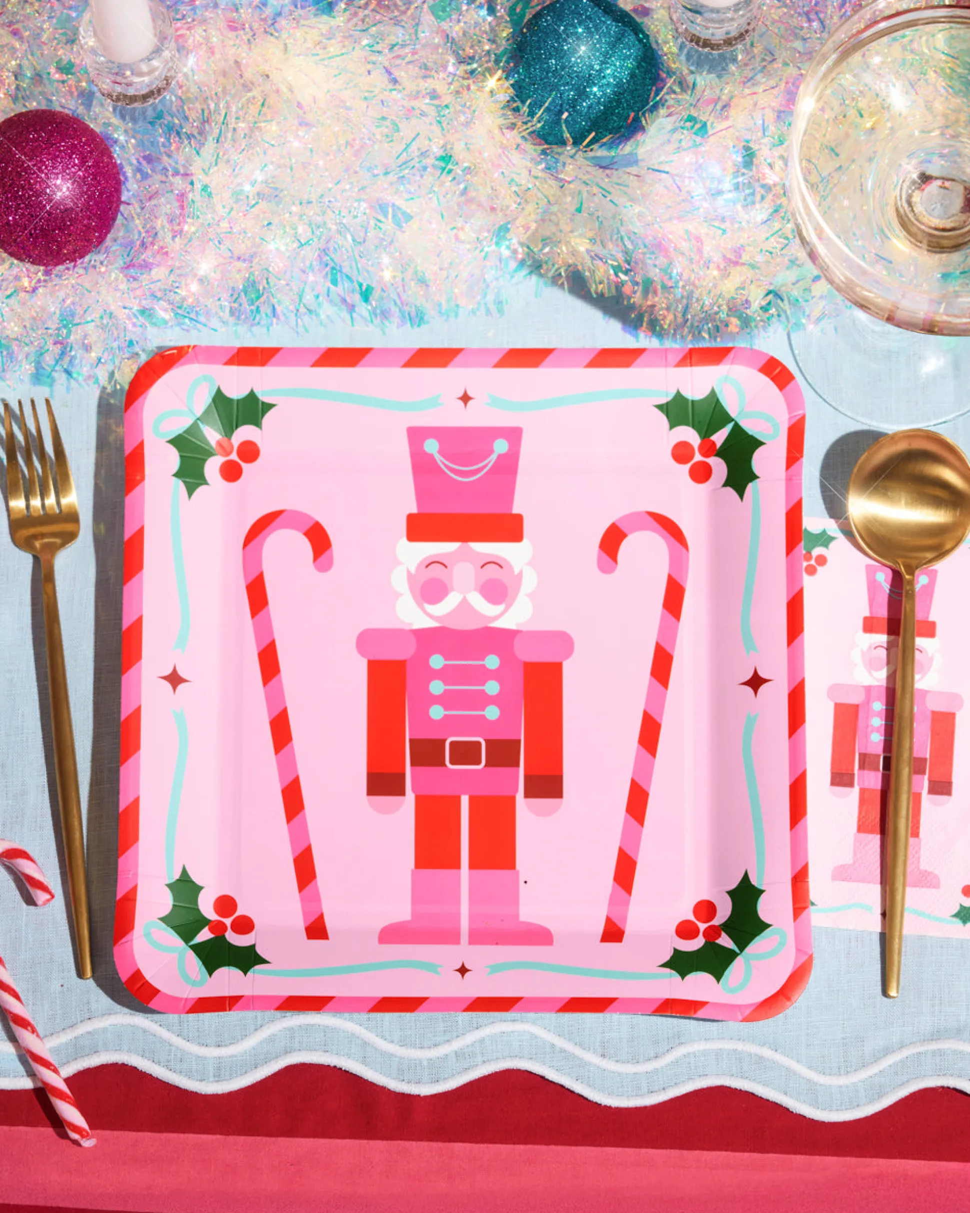 Nutcracker Plates - 25 paper plates