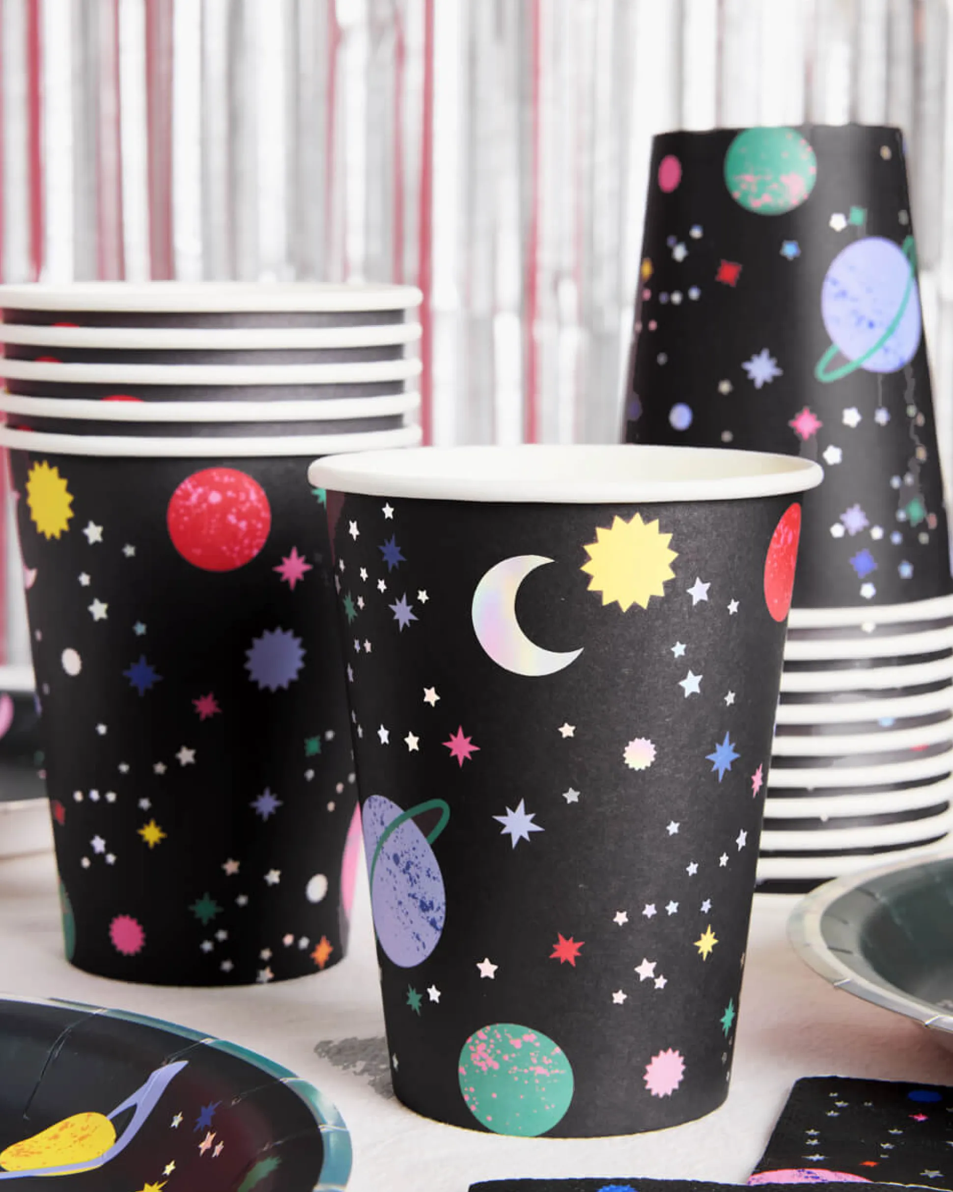 Out of This World Cups - 16 paper cups