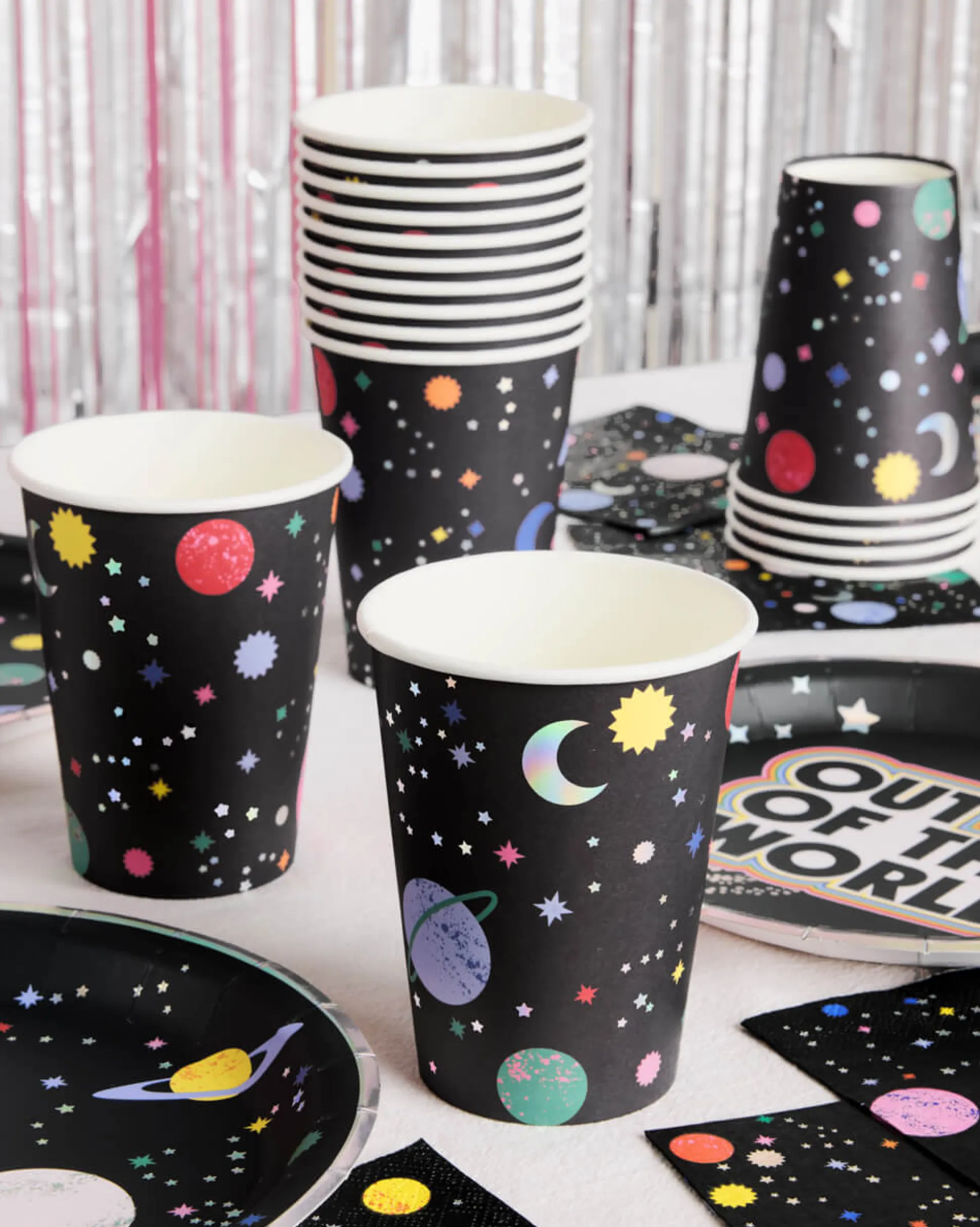 Out of This World Cups - 16 paper cups