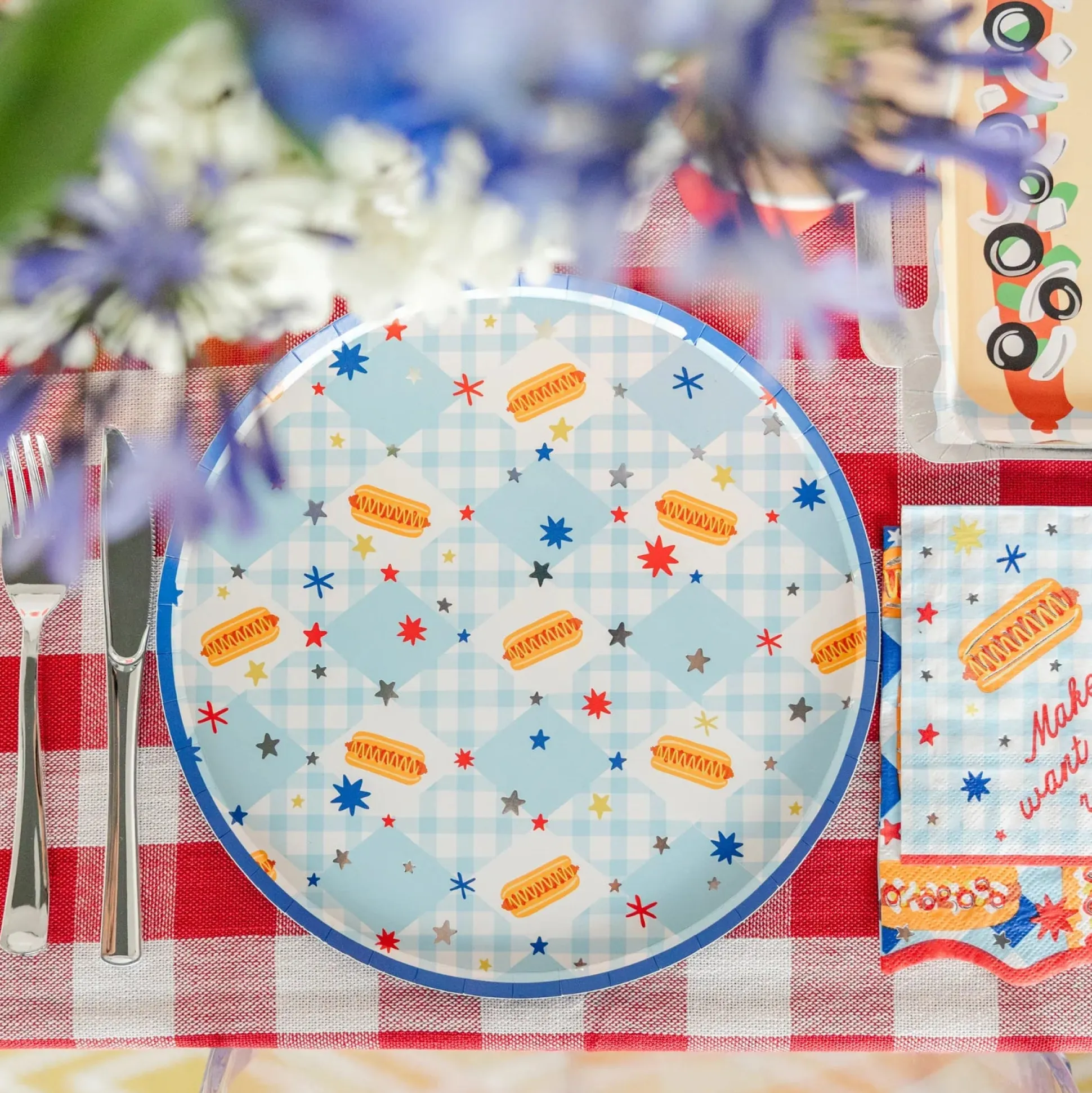 Patriotic Hot Dog Dinner Plates, Pack of 8