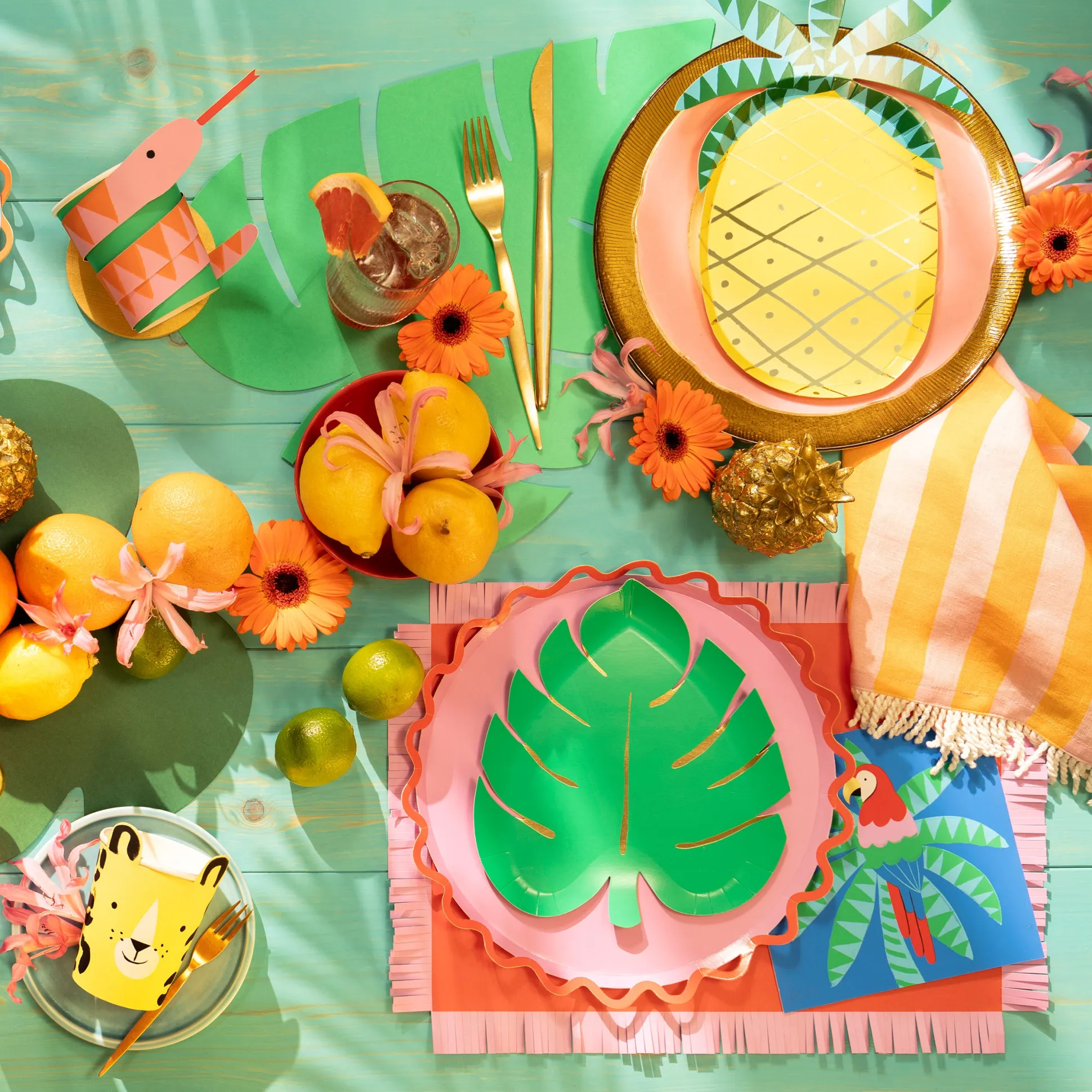 Pineapple Plates (x 8)