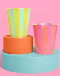 Pool Party Cups - 16 plastic cups