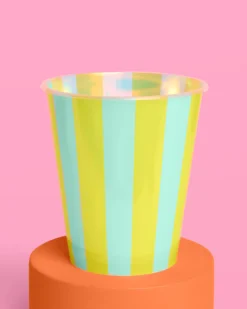 Pool Party Cups - 16 plastic cups