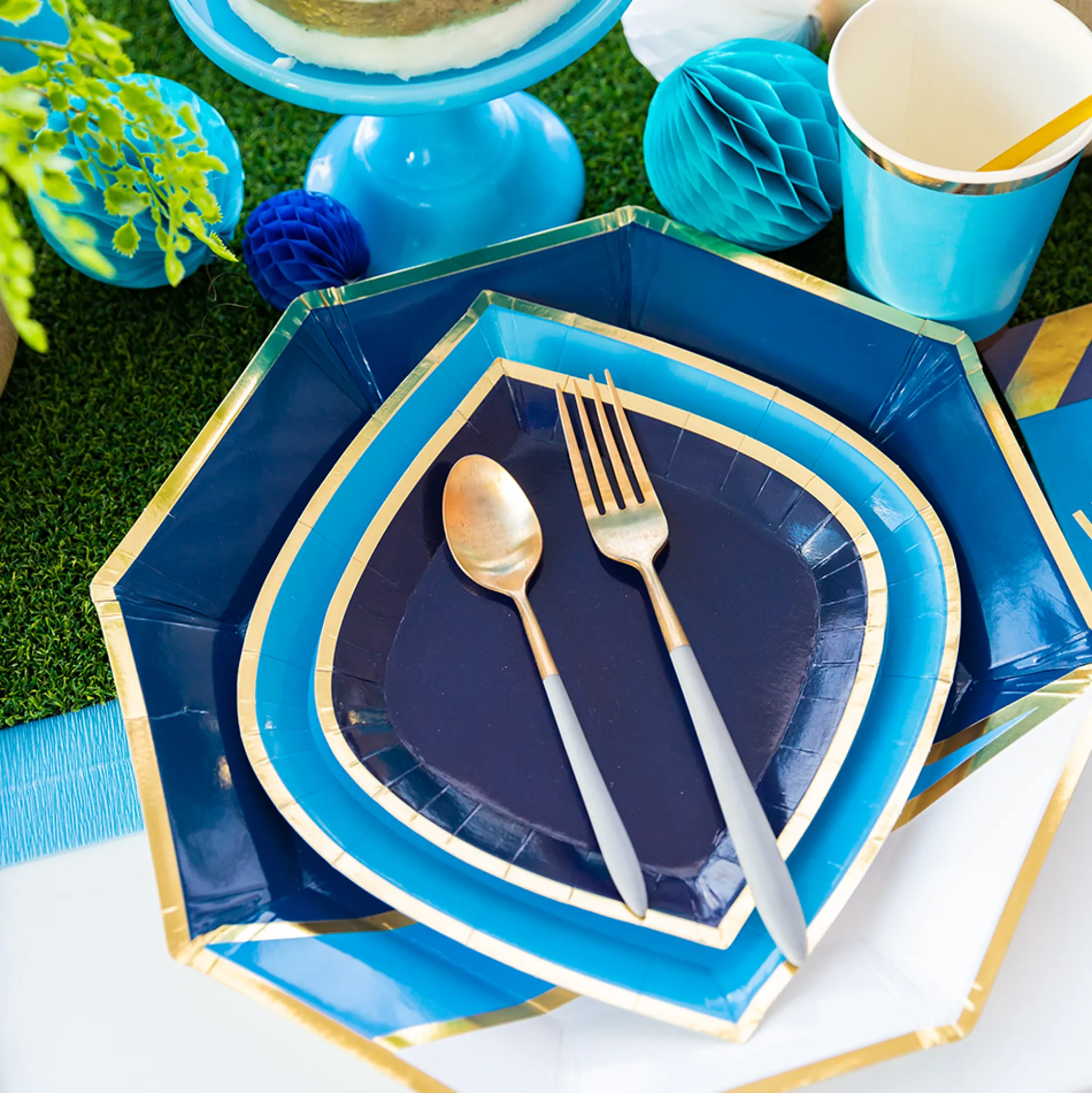 The Markle Charger Plates, Set of 8