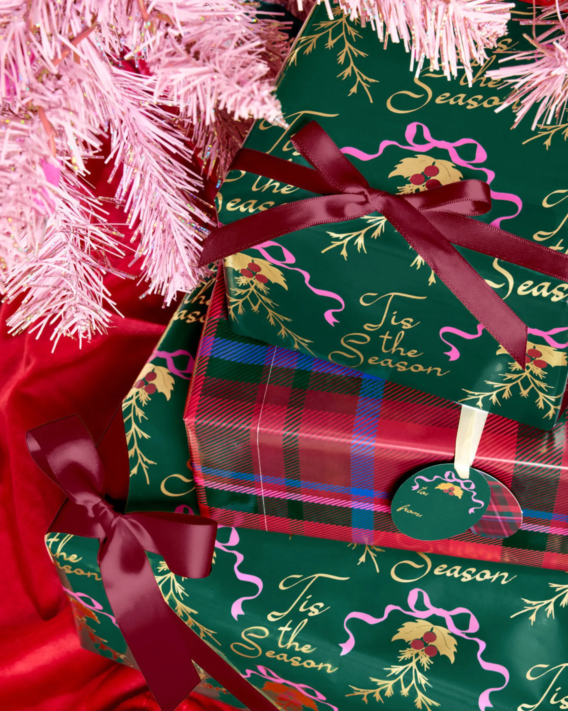 Tis the Season Wrapping Paper - 12 sheets + 16 tags