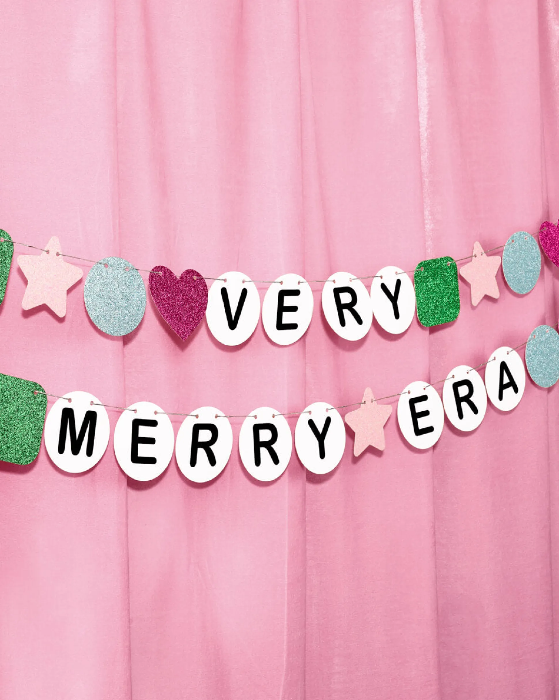 Very Merry Era Banner - friendship bracelet banner