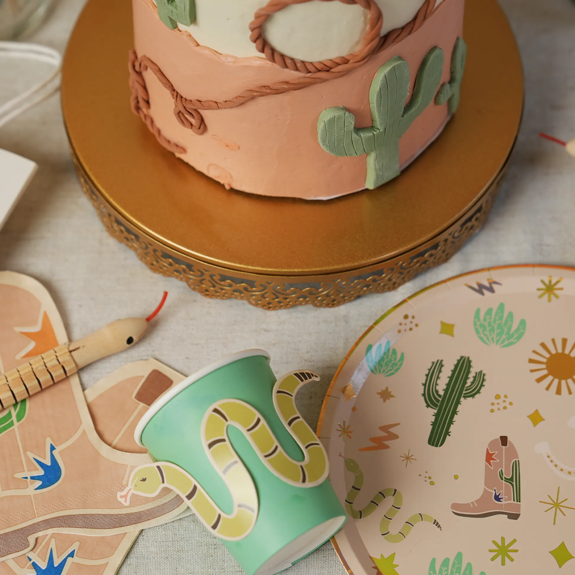 Western Cowboy Paper Plates, Pack of 12